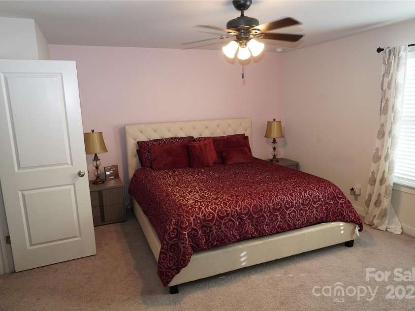 1028 Sharon Towns Drive, Charlotte, NC 28210.  MLS# CAR4212883, YatesRealty ID 363. Primary bedroom