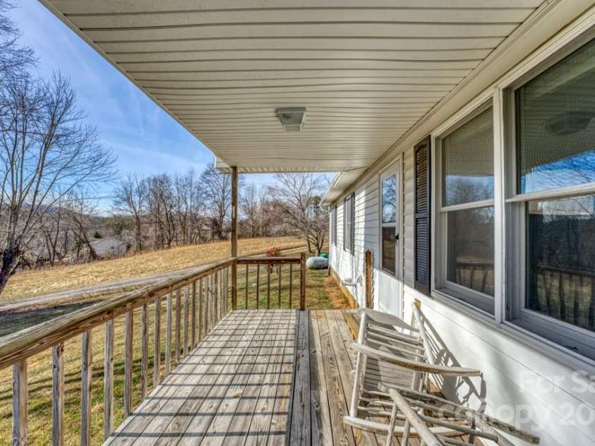 66 Fox Branch Road, Fairview, NC 28730.  MLS# CAR4103301, YatesRealty ID 363. 