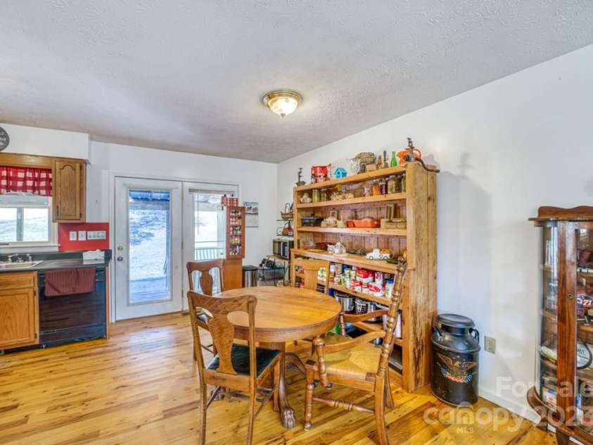 66 Fox Branch Road, Fairview, NC 28730.  MLS# CAR4103301, YatesRealty ID 363. 