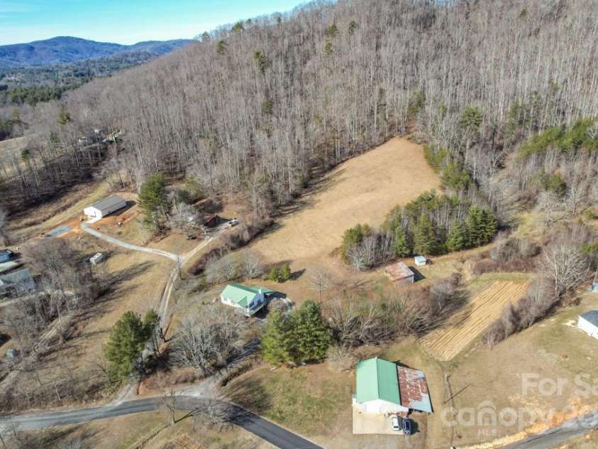 66 Fox Branch Road, Fairview, NC 28730.  MLS# CAR4103301, YatesRealty ID 363. 