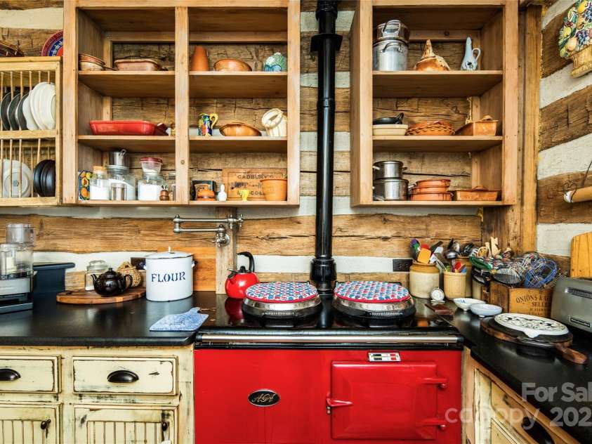 69 Dogwood Branch Lane, Zirconia, NC 28790.  MLS# CAR4310919, YatesRealty ID 363. 