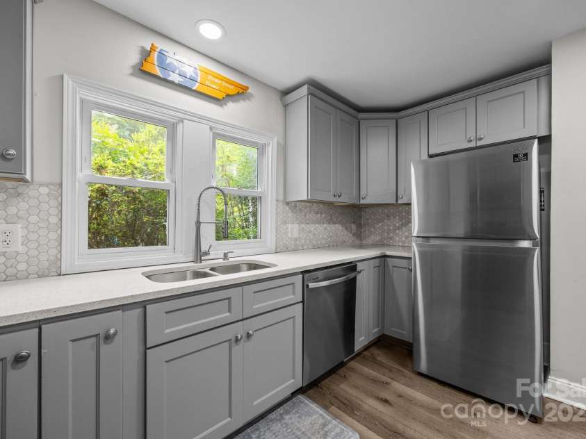 5371 Davidson Road, Davidson, NC 28036.  MLS# CAR4258666, YatesRealty ID 3630. 