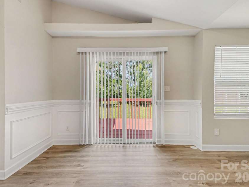 257 Periwinkle Street, Lincolnton, NC 28092.  MLS# CAR4402113, YatesRealty ID 36300. 