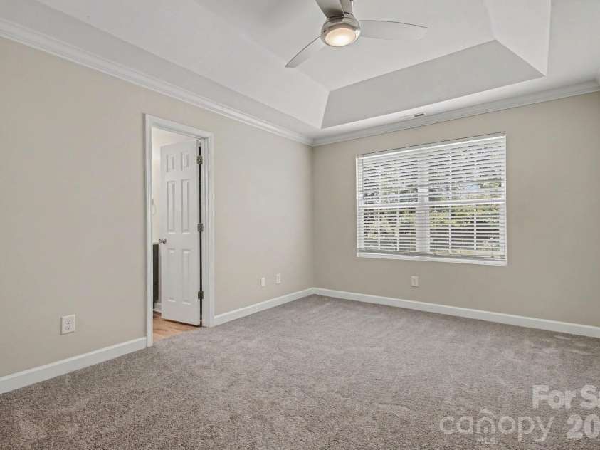 257 Periwinkle Street, Lincolnton, NC 28092.  MLS# CAR4402113, YatesRealty ID 36300. 