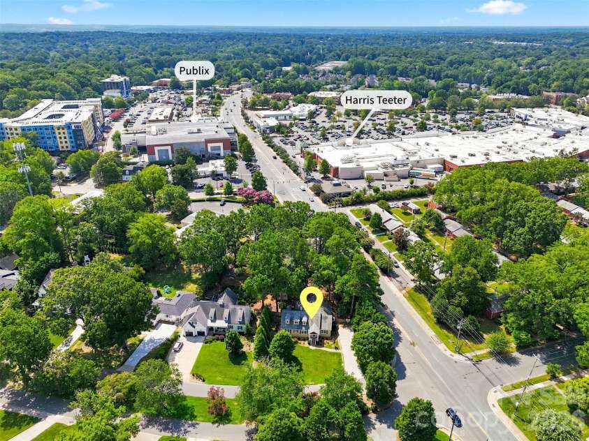 4467 Woodlark Lane, Charlotte, NC 28211.  MLS# CAR4402018, YatesRealty ID 36302. 