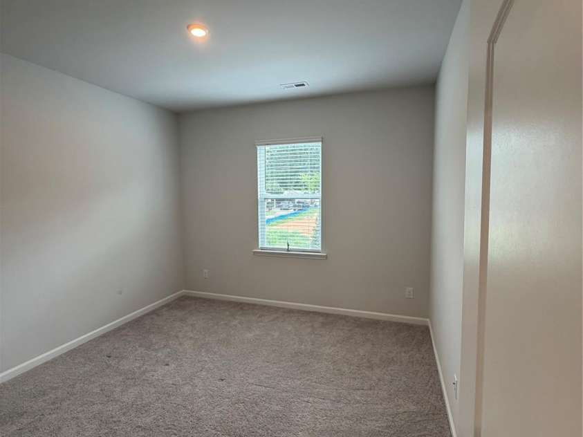 5002 Kinsbridge Drive, Mint Hill, NC 28227.  MLS# CAR4403063, YatesRealty ID 36303. 