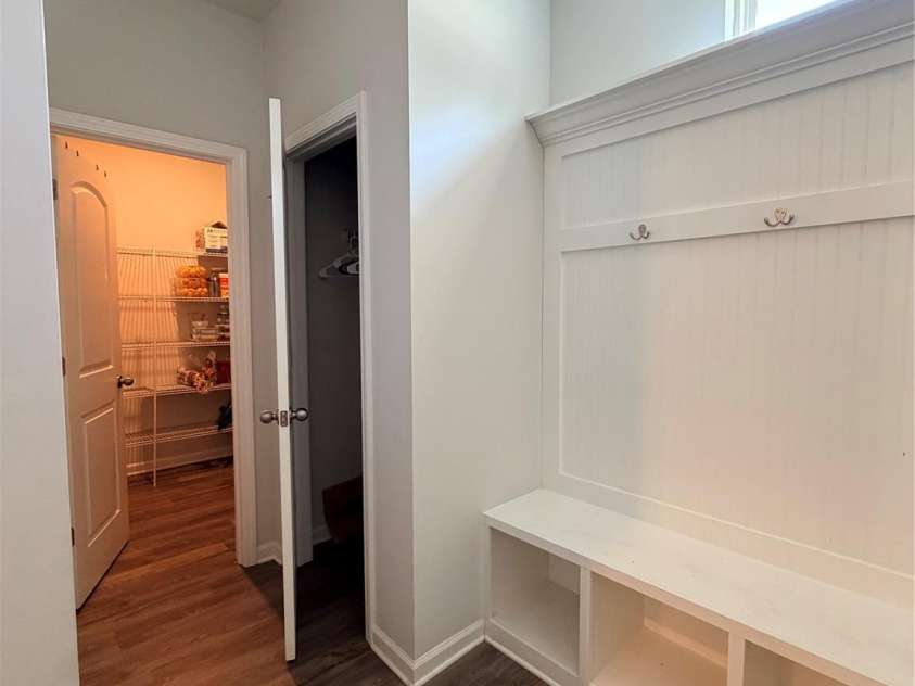 5002 Kinsbridge Drive, Mint Hill, NC 28227.  MLS# CAR4403063, YatesRealty ID 36303. 