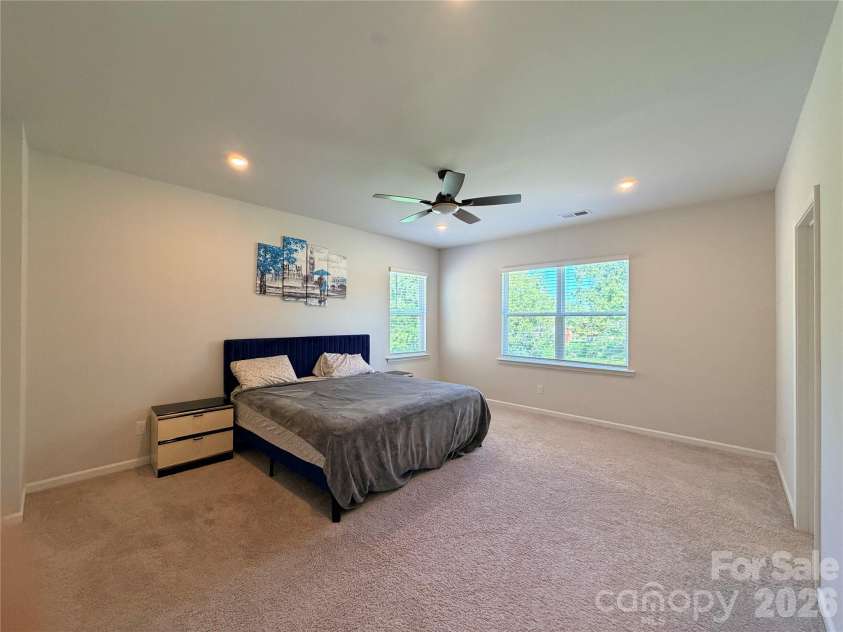 5002 Kinsbridge Drive, Mint Hill, NC 28227.  MLS# CAR4403063, YatesRealty ID 36303. 