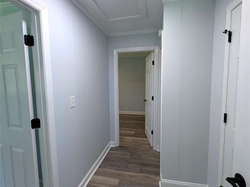 9207 Elgin Drive, Charlotte, NC 28214.  MLS# CAR4401691, YatesRealty ID 36306. Hallway