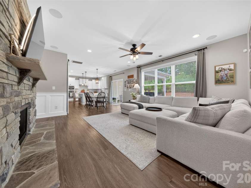 3022 Eagle Ridge Lane, Indian Trail, NC 28079.  MLS# CAR4386492, YatesRealty ID 36307. Great Room