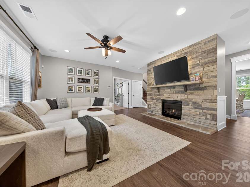 3022 Eagle Ridge Lane, Indian Trail, NC 28079.  MLS# CAR4386492, YatesRealty ID 36307. Great Room