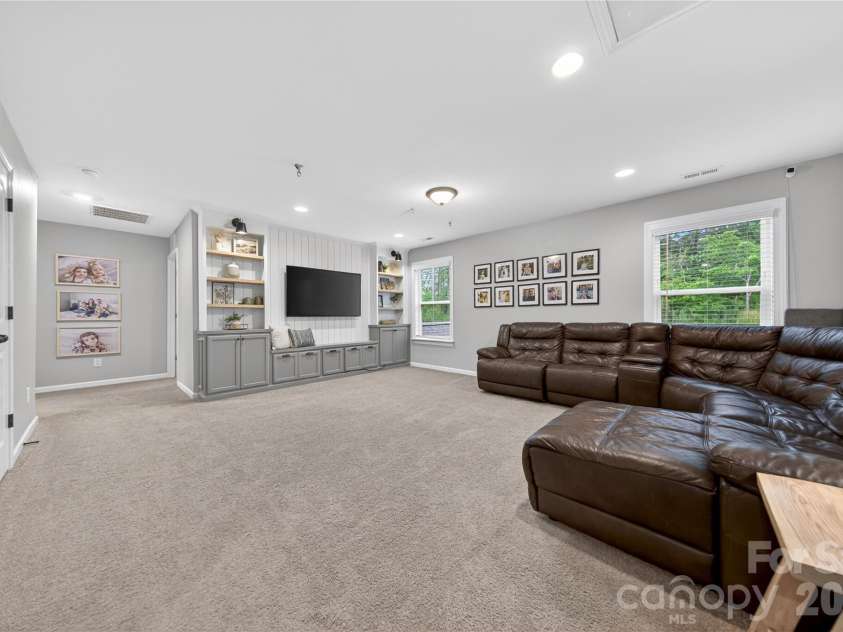 3022 Eagle Ridge Lane, Indian Trail, NC 28079.  MLS# CAR4386492, YatesRealty ID 36307. Oversized Loft