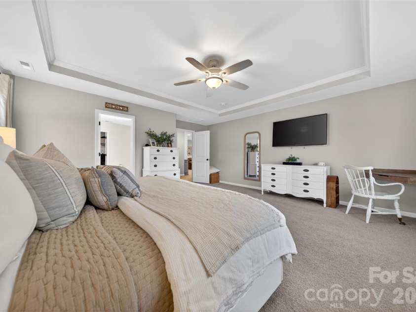 3022 Eagle Ridge Lane, Indian Trail, NC 28079.  MLS# CAR4386492, YatesRealty ID 36307. Primary Suite