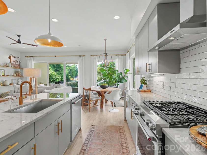 1314 Levy Way, Charlotte, NC 28205.  MLS# CAR4400301, YatesRealty ID 36308. 