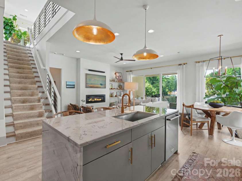 1314 Levy Way, Charlotte, NC 28205.  MLS# CAR4400301, YatesRealty ID 36308. 