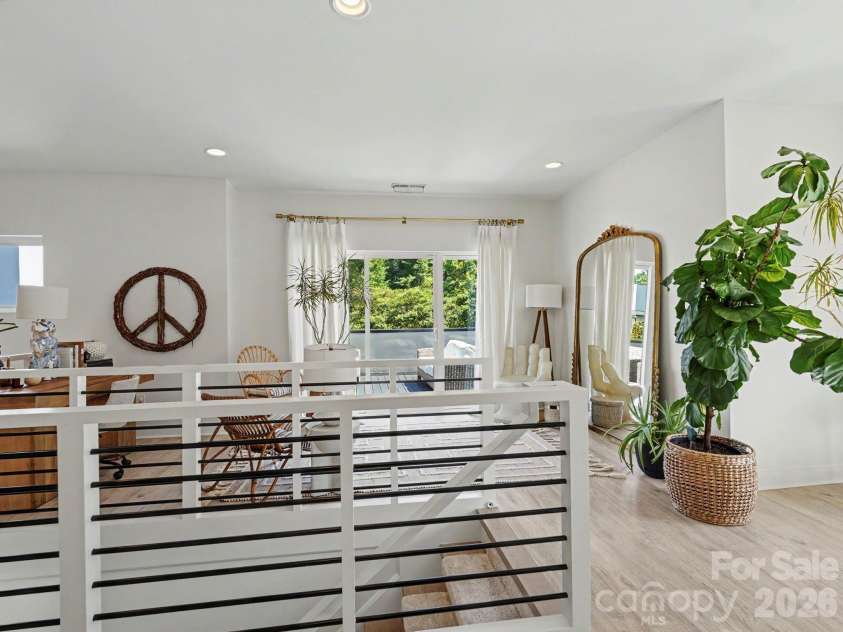 1314 Levy Way, Charlotte, NC 28205.  MLS# CAR4400301, YatesRealty ID 36308. 