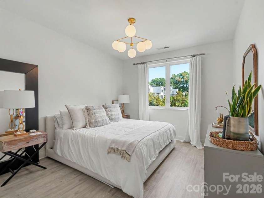 1314 Levy Way, Charlotte, NC 28205.  MLS# CAR4400301, YatesRealty ID 36308. 