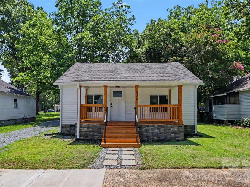736 Cauthen Street, Rock Hill, SC 29730.  MLS# CAR4399315, YatesRealty ID 36309. 
