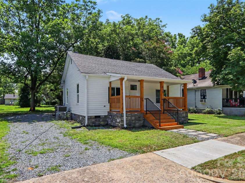736 Cauthen Street, Rock Hill, SC 29730.  MLS# CAR4399315, YatesRealty ID 36309. 