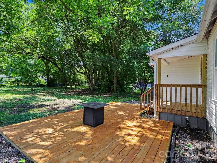 736 Cauthen Street, Rock Hill, SC 29730.  MLS# CAR4399315, YatesRealty ID 36309. 