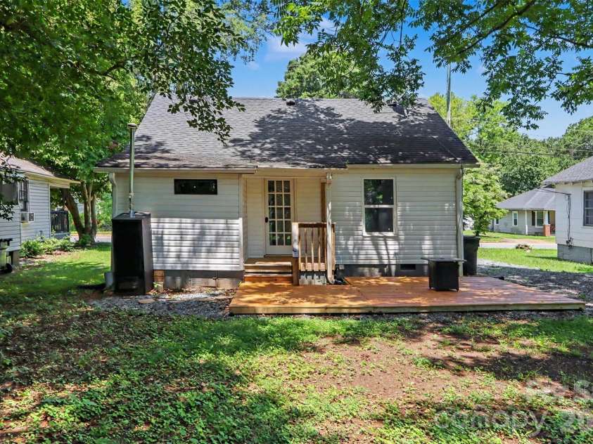 736 Cauthen Street, Rock Hill, SC 29730.  MLS# CAR4399315, YatesRealty ID 36309. 
