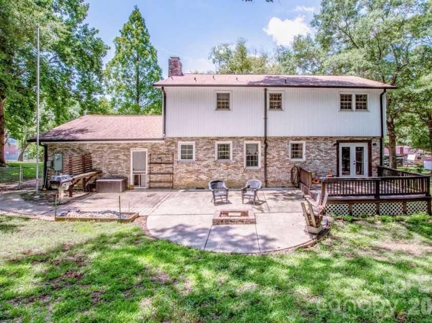 734 Willow Lane, Harrisburg, NC 28075.  MLS# CAR4401220, YatesRealty ID 36311. Back of home