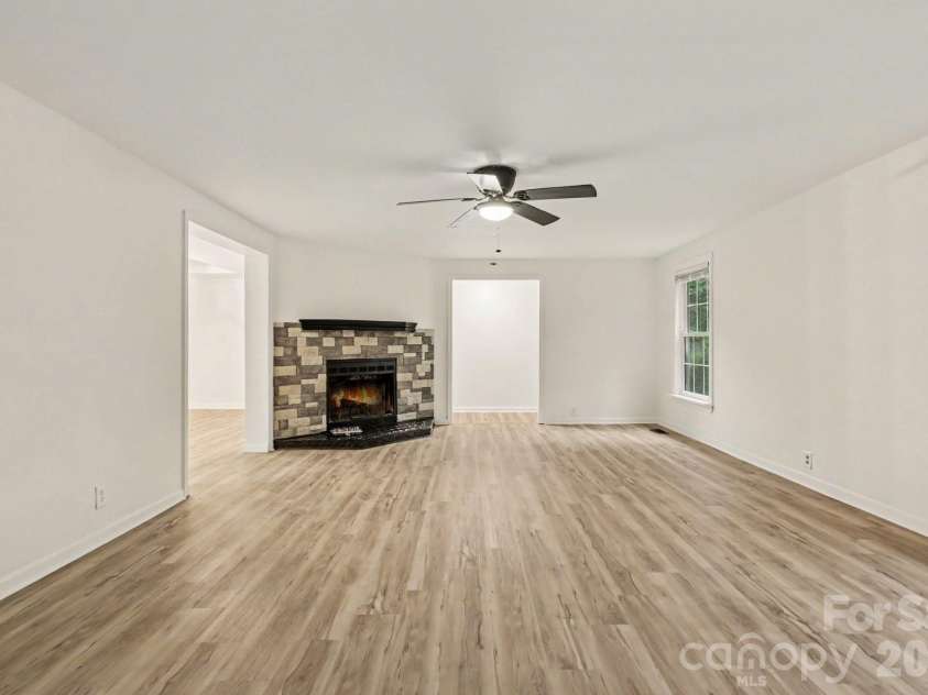 705 Loflin Road, Denton, NC 27239.  MLS# CAR4397453, YatesRealty ID 36314. 