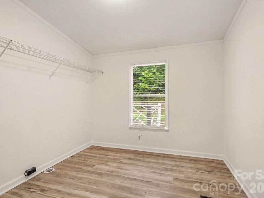 705 Loflin Road, Denton, NC 27239.  MLS# CAR4397453, YatesRealty ID 36314. 