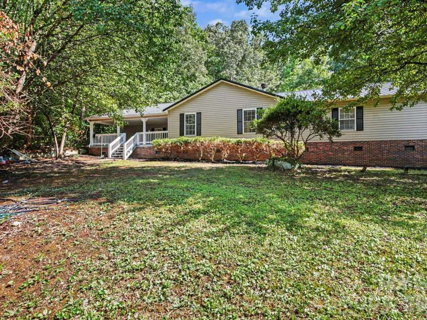 705 Loflin Road, Denton, NC 27239.  MLS# CAR4434522, YatesRealty ID 36314. 