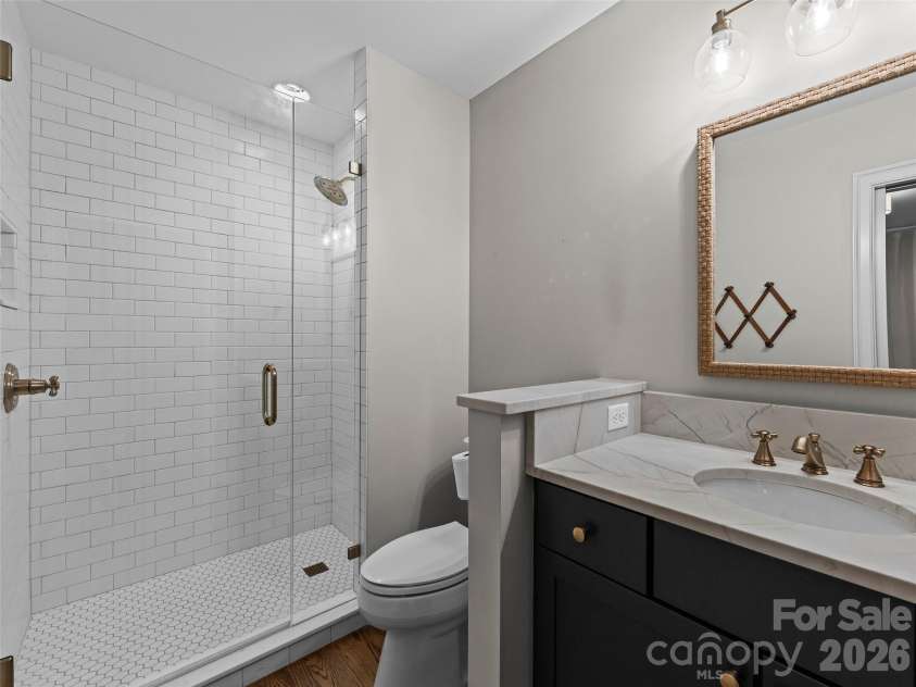 30 White Oak Road, Asheville, NC 28803.  MLS# CAR4401241, YatesRealty ID 36315. 