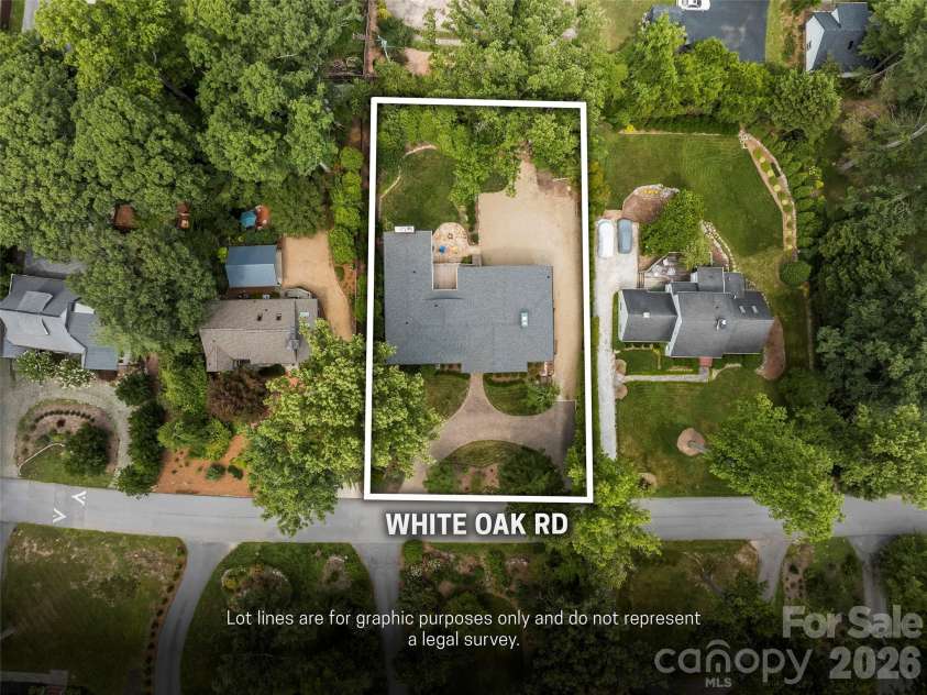 30 White Oak Road, Asheville, NC 28803.  MLS# CAR4401241, YatesRealty ID 36315. 