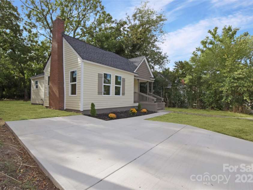 459 Green Street, Rock Hill, SC 29730.  MLS# CAR4309164, YatesRealty ID 3632. 