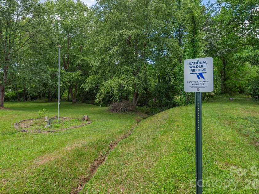 992 Brickyard Road, Horse Shoe, NC 28742.  MLS# CAR4399067, YatesRealty ID 36320. 