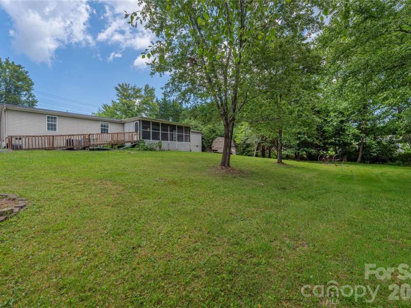 992 Brickyard Road, Horse Shoe, NC 28742.  MLS# CAR4399067, YatesRealty ID 36320. 