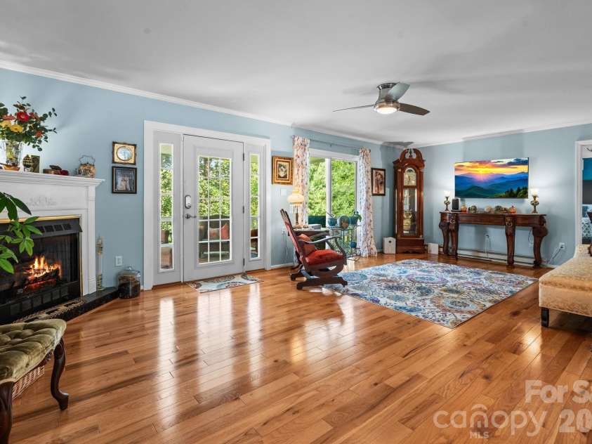 9081 Pittmans Gap Road, Newland, NC 28657.  MLS# CAR4402274, YatesRealty ID 36321. 