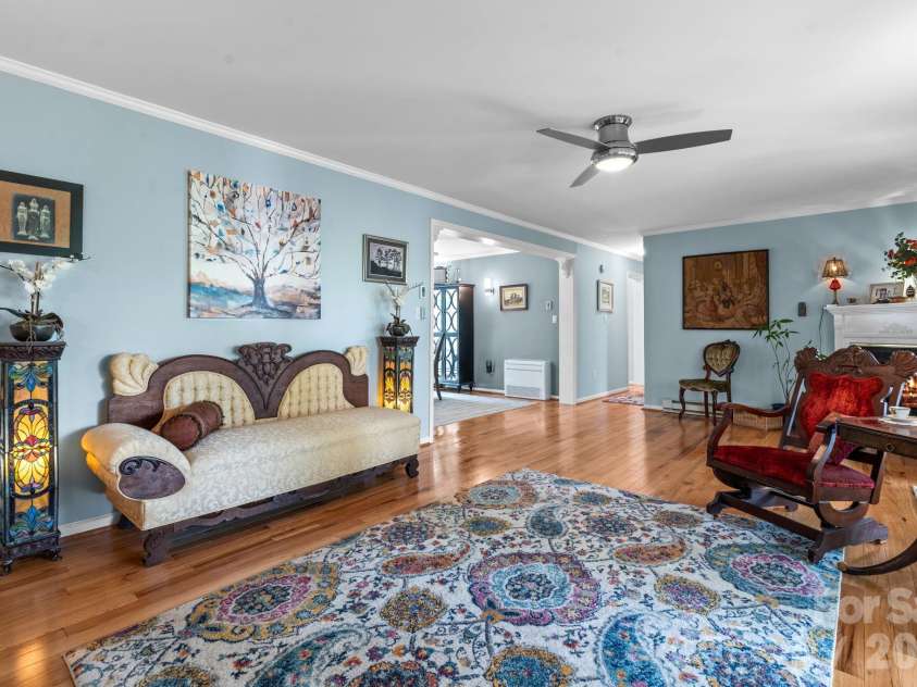 9081 Pittmans Gap Road, Newland, NC 28657.  MLS# CAR4402274, YatesRealty ID 36321. 