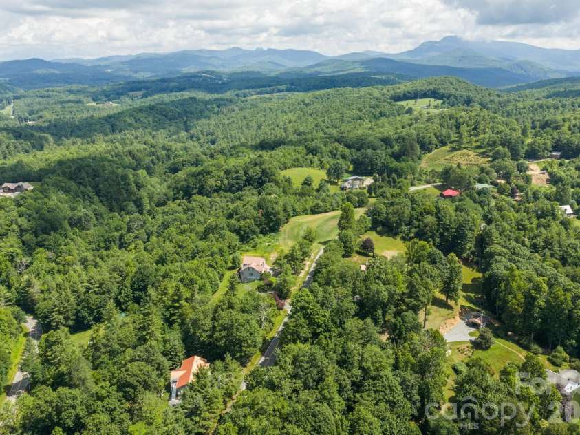9081 Pittmans Gap Road, Newland, NC 28657.  MLS# CAR4402274, YatesRealty ID 36321. 
