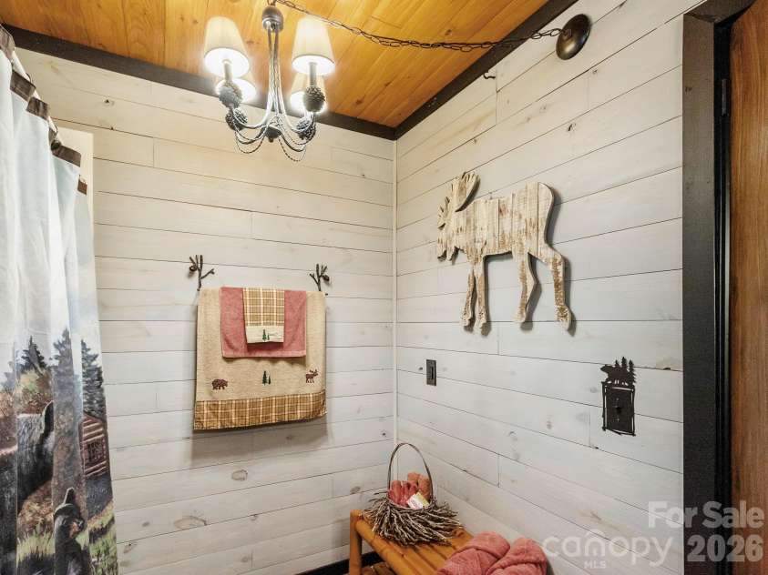 1901 Blue Rock Road, Burnsville, NC 28714.  MLS# CAR4402006, YatesRealty ID 36323. 