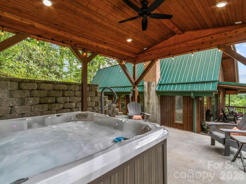 1901 Blue Rock Road, Burnsville, NC 28714.  MLS# CAR4402006, YatesRealty ID 36323. 