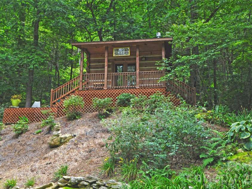 1390 Baltimore Branch Road, Hot Springs, NC 28743.  MLS# CAR4402739, YatesRealty ID 36324. 