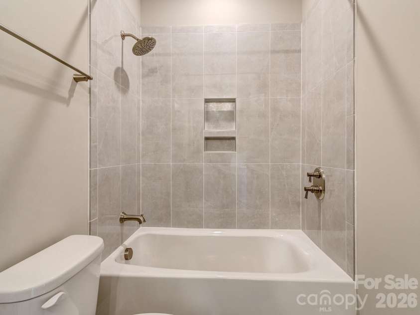 518 Edmunds Lane, Clover, SC 28710.  MLS# CAR4403136, YatesRealty ID 36325. 