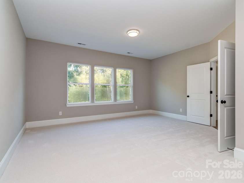 518 Edmunds Lane, Clover, SC 28710.  MLS# CAR4403136, YatesRealty ID 36325. 