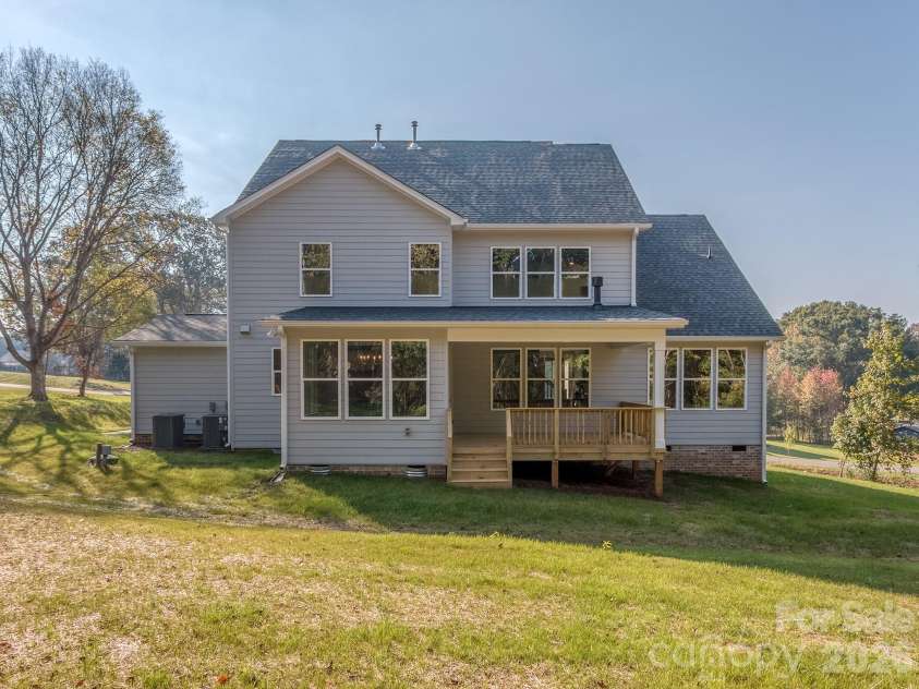 518 Edmunds Lane, Clover, SC 28710.  MLS# CAR4403136, YatesRealty ID 36325. 