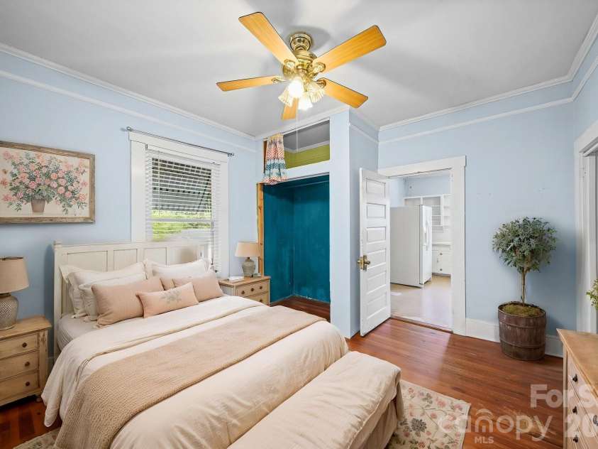 709 5th Street, Albemarle, NC 28001.  MLS# CAR4403151, YatesRealty ID 36326. 