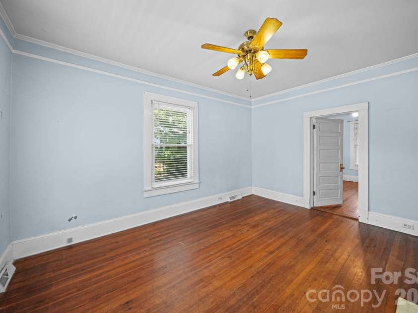 709 5th Street, Albemarle, NC 28001.  MLS# CAR4403151, YatesRealty ID 36326. 