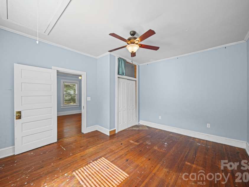 709 5th Street, Albemarle, NC 28001.  MLS# CAR4403151, YatesRealty ID 36326. 
