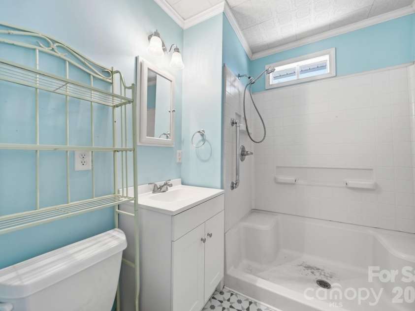 709 5th Street, Albemarle, NC 28001.  MLS# CAR4403151, YatesRealty ID 36326. 