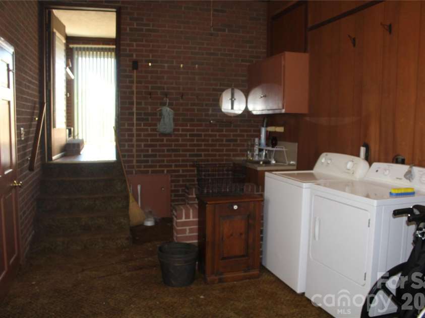 316 Drexel Road, Morganton, NC 28655.  MLS# CAR4341632, YatesRealty ID 3633. 