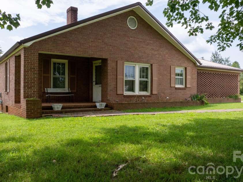 316 Drexel Road, Morganton, NC 28655.  MLS# CAR4414904, YatesRealty ID 3633. Main View of Home.