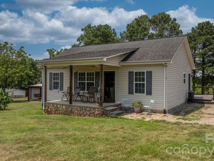 649 Springs East Road, Lincolnton, NC 28092.  MLS# CAR4398863, YatesRealty ID 36330. 